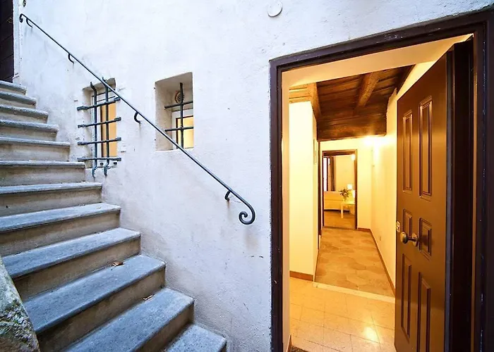 Campo dé Fiori - Apt 2
